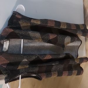 Very nice sweather vest